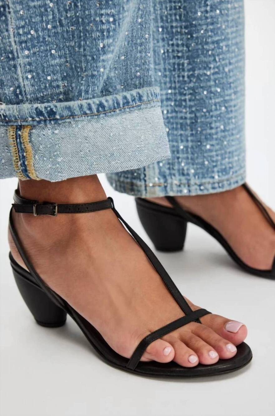 NEW FREE PEOPLE women's la la land strappy heel in black